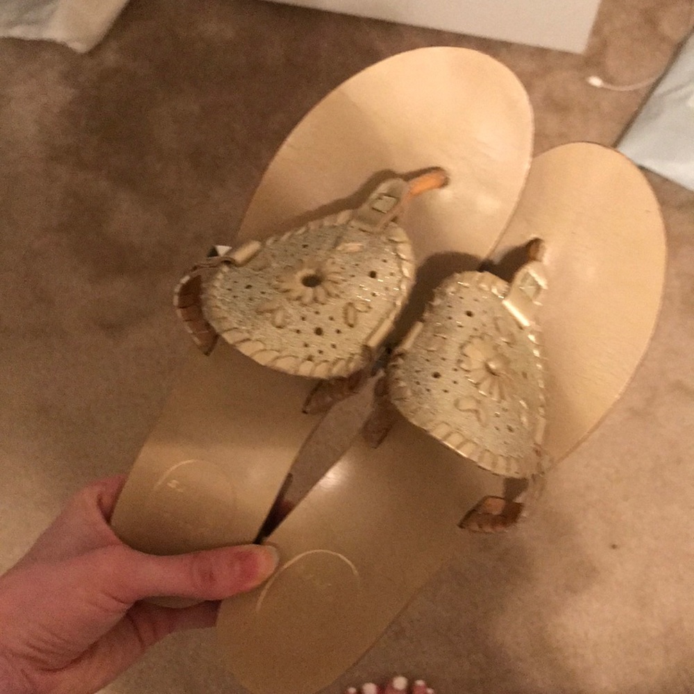 Jack Roger flip-flops